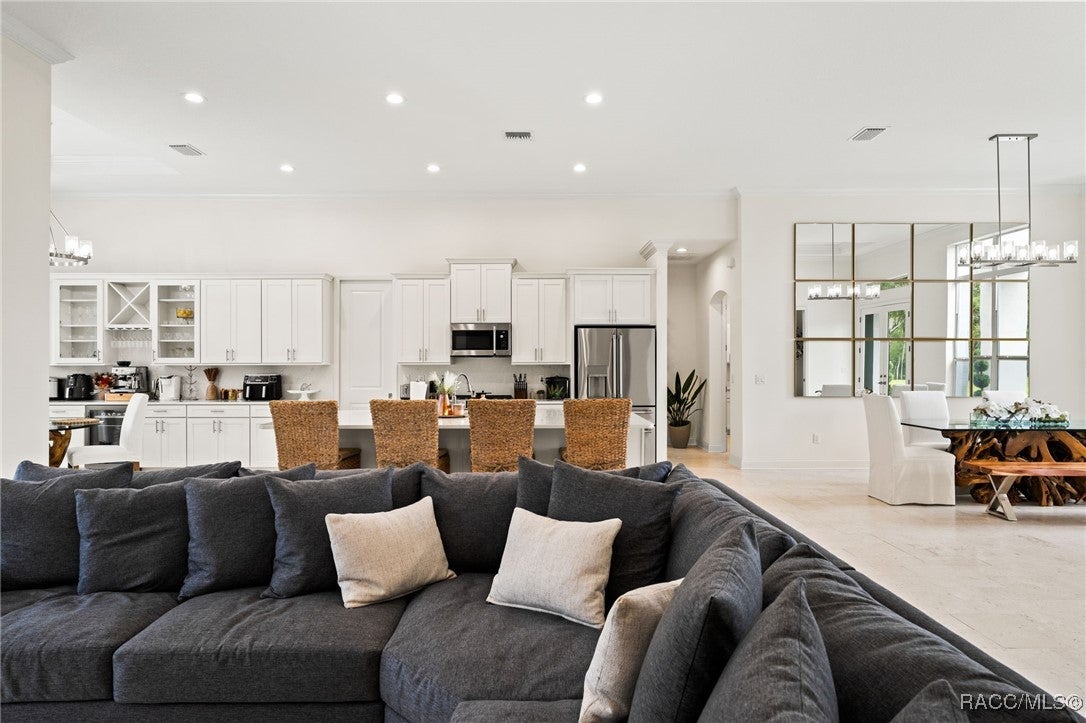 Homosassa, Florida, 34446, United States, 4 Bedrooms Bedrooms, ,4 BathroomsBathrooms,Residential,Active,1909872