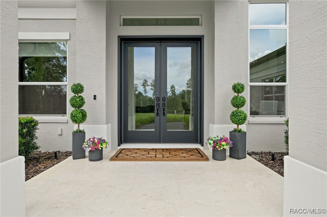 Homosassa, Florida, 34446, United States, 4 Bedrooms Bedrooms, ,4 BathroomsBathrooms,Residential,Active,1909872