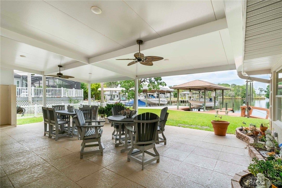 Crystal River, Florida, 34429, United States, 3 Bedrooms Bedrooms, ,2 BathroomsBathrooms,Residential,Active,1862870