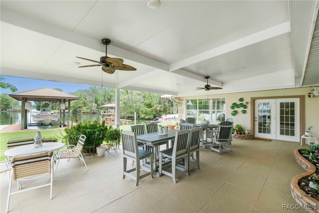 Crystal River, Florida, 34429, United States, 3 Bedrooms Bedrooms, ,2 BathroomsBathrooms,Residential,Active,1862870