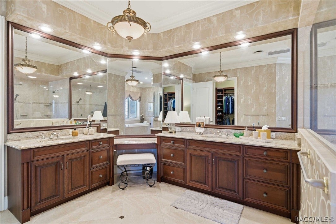 Lecanto, Florida, 34461, United States, 3 Bedrooms Bedrooms, ,5 BathroomsBathrooms,Residential,Active,2028539