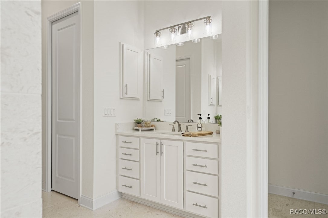 Homosassa, Florida, 34446, United States, 4 Bedrooms Bedrooms, ,4 BathroomsBathrooms,Residential,Active,1909872