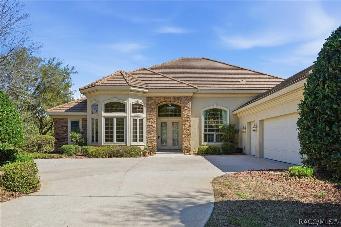 Lecanto, Florida, 34461, United States, 3 Bedrooms Bedrooms, ,5 BathroomsBathrooms,Residential,Active,2028539