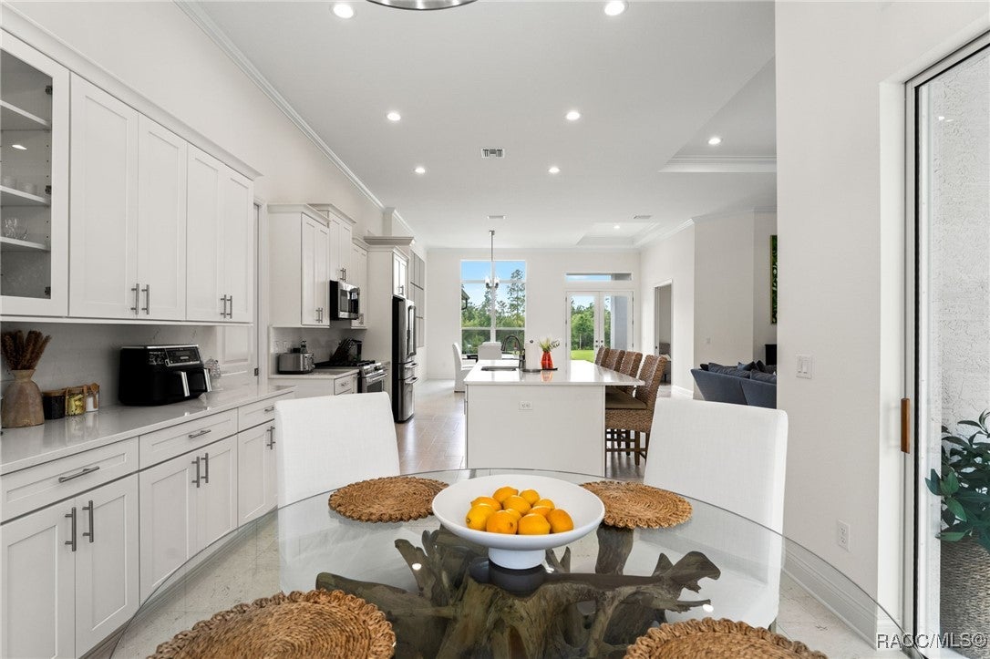 Homosassa, Florida, 34446, United States, 4 Bedrooms Bedrooms, ,4 BathroomsBathrooms,Residential,Active,1909872