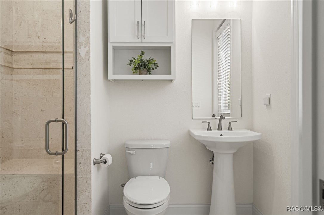 Homosassa, Florida, 34446, United States, 4 Bedrooms Bedrooms, ,4 BathroomsBathrooms,Residential,Active,1909872