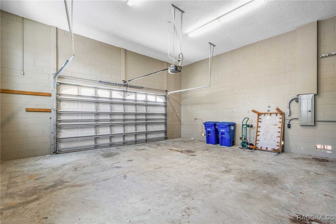 Crystal River, Florida, 34428, United States, ,2 BathroomsBathrooms,Residential,Active,1852687