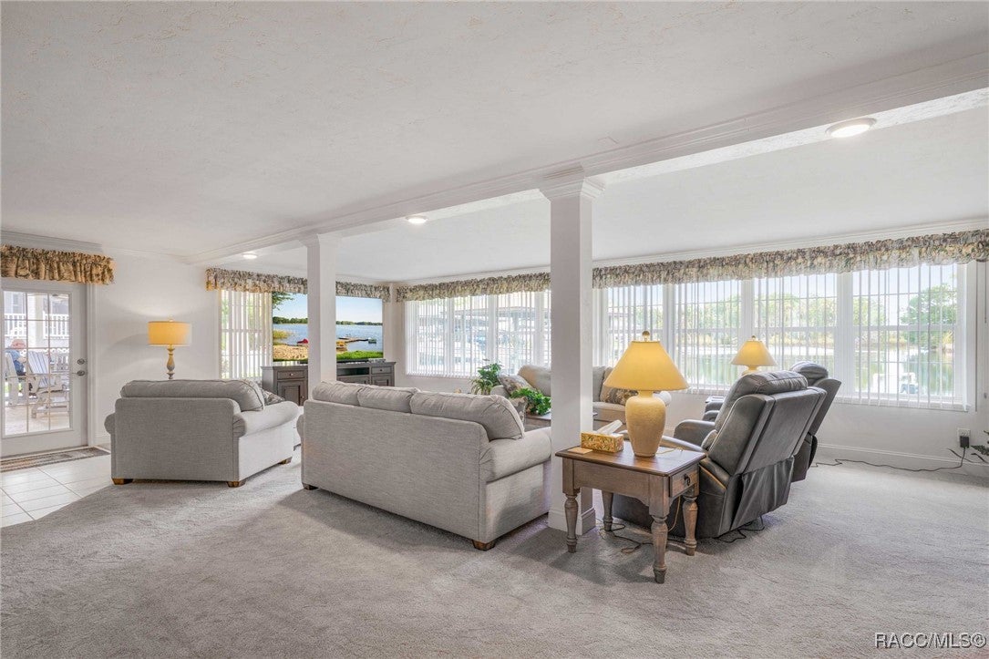 Crystal River, Florida, 34429, United States, 3 Bedrooms Bedrooms, ,2 BathroomsBathrooms,Residential,Active,1862870