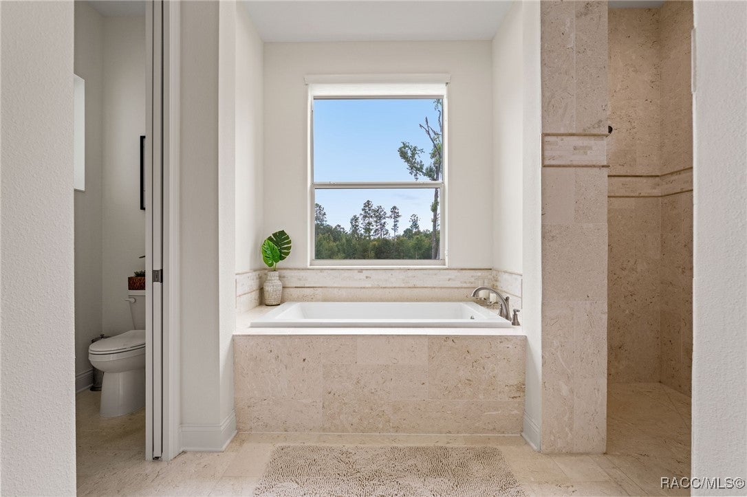 Homosassa, Florida, 34446, United States, 4 Bedrooms Bedrooms, ,4 BathroomsBathrooms,Residential,Active,1909872