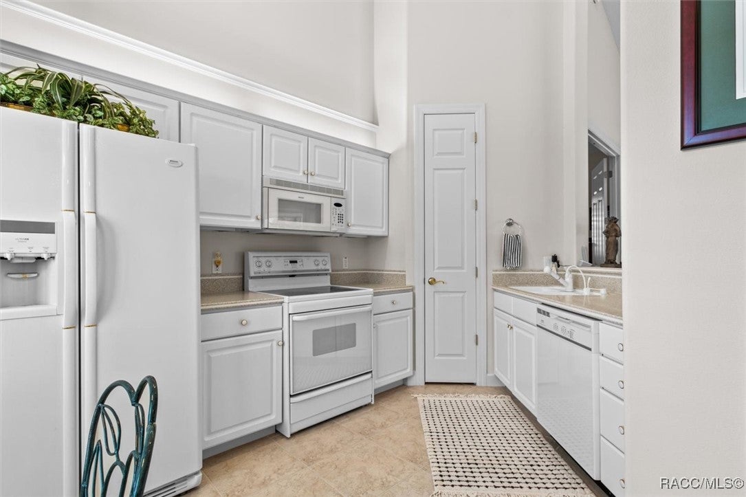 Lecanto, Florida, 34461, United States, 4 Bedrooms Bedrooms, ,4 BathroomsBathrooms,Residential,Active,1945237