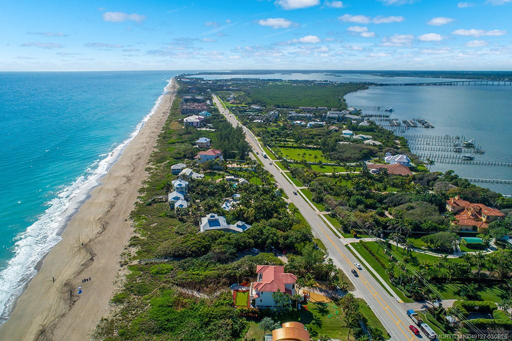 Stuart, Florida, 34996, United States, 9 Bedrooms Bedrooms, ,6 BathroomsBathrooms,Residential,Active,1707128