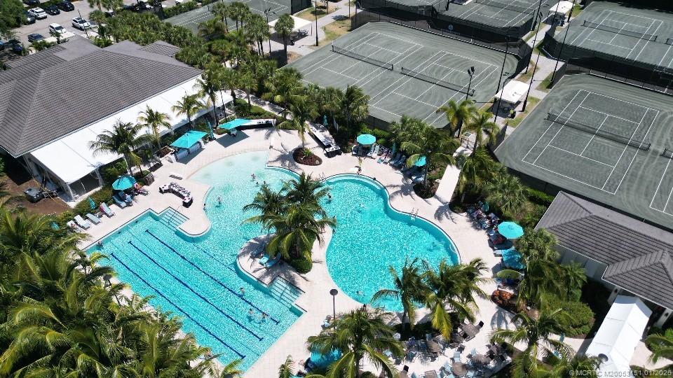 Stuart, Florida, 34997, United States, 3 Bedrooms Bedrooms, ,4 BathroomsBathrooms,Residential,Active,1993948