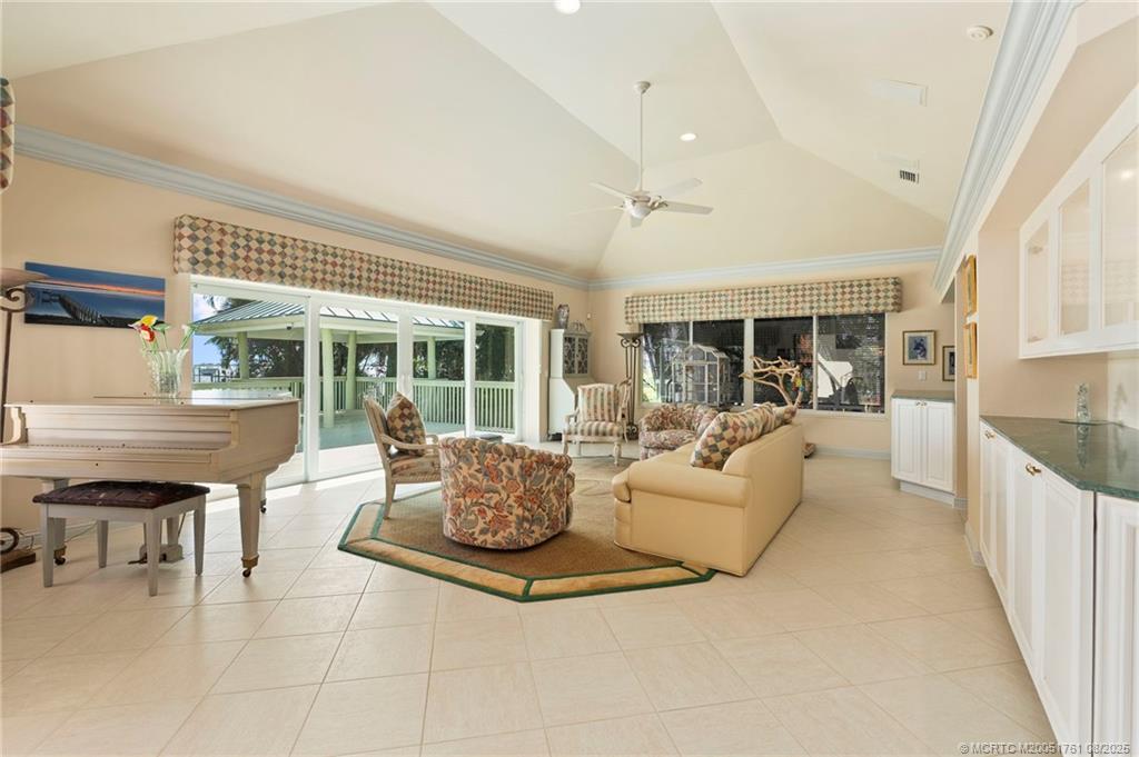 Stuart, Florida, 34996, United States, 5 Bedrooms Bedrooms, ,4 BathroomsBathrooms,Residential,Active,1914638