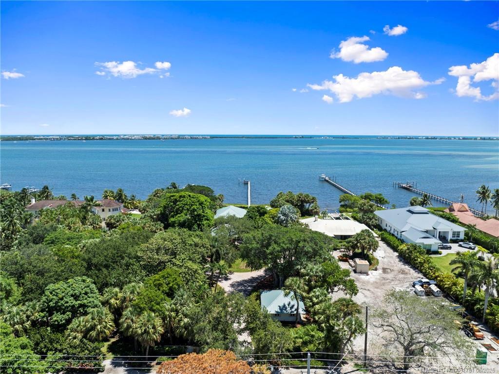 Stuart, Florida, 34996, United States, 5 Bedrooms Bedrooms, ,4 BathroomsBathrooms,Residential,Active,1914638