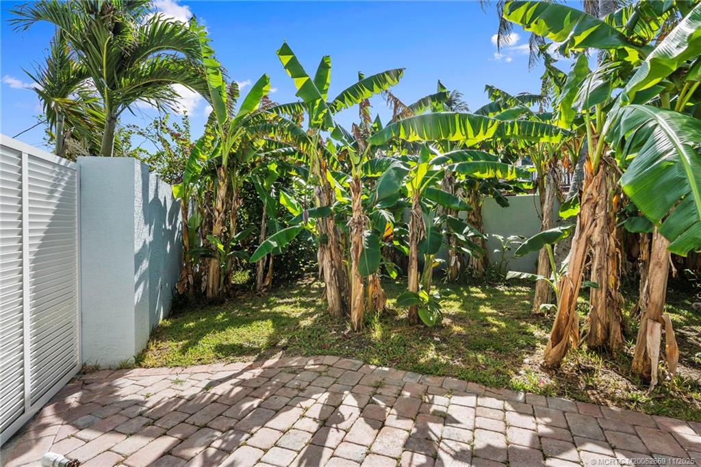 Fort Pierce, Florida, 34949, United States, 5 Bedrooms Bedrooms, ,5 BathroomsBathrooms,Residential,Active,1970957