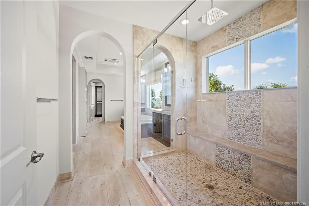 Palm City, Florida, 34990, United States, 5 Bedrooms Bedrooms, ,8 BathroomsBathrooms,Residential,Active,1747378