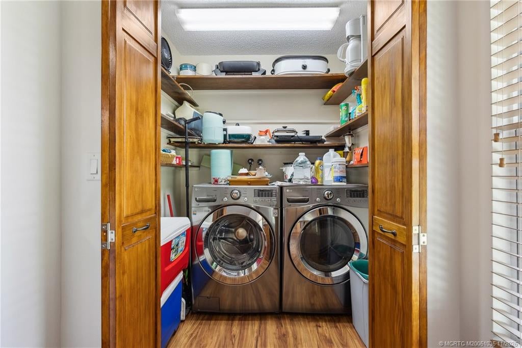 Palm City, Florida, 34990, United States, 5 Bedrooms Bedrooms, ,3 BathroomsBathrooms,Residential,Active,1862879