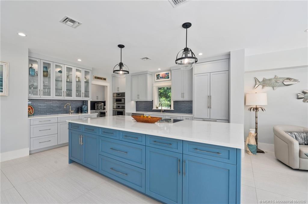 Stuart, Florida, 34996, United States, 4 Bedrooms Bedrooms, ,6 BathroomsBathrooms,Residential,Active,1829889