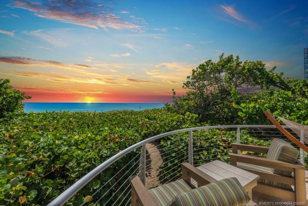 Hutchinson Island, Florida, 34957, United States, 6 Bedrooms Bedrooms, ,7 BathroomsBathrooms,Residential,Active,1706651