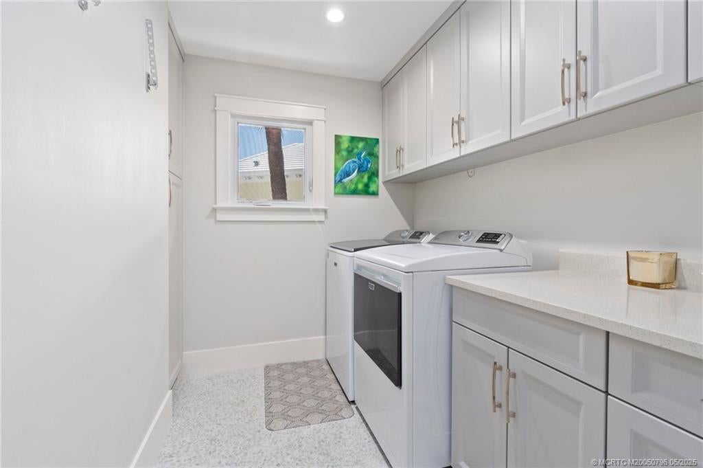 Stuart, Florida, 34996, United States, 4 Bedrooms Bedrooms, ,6 BathroomsBathrooms,Residential,Active,1829889