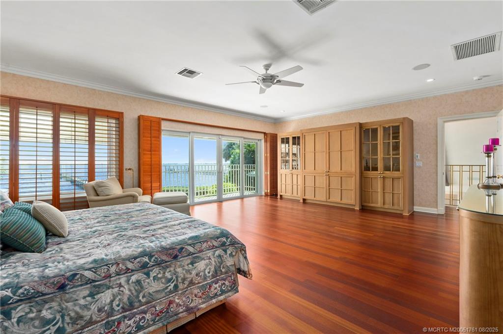 Stuart, Florida, 34996, United States, 5 Bedrooms Bedrooms, ,4 BathroomsBathrooms,Residential,Active,1914638