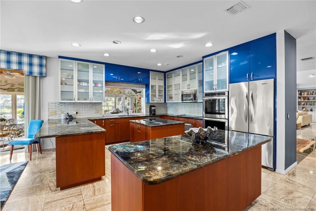 Palm City, Florida, 34990, United States, 3 Bedrooms Bedrooms, ,4 BathroomsBathrooms,Residential,Active,2010174