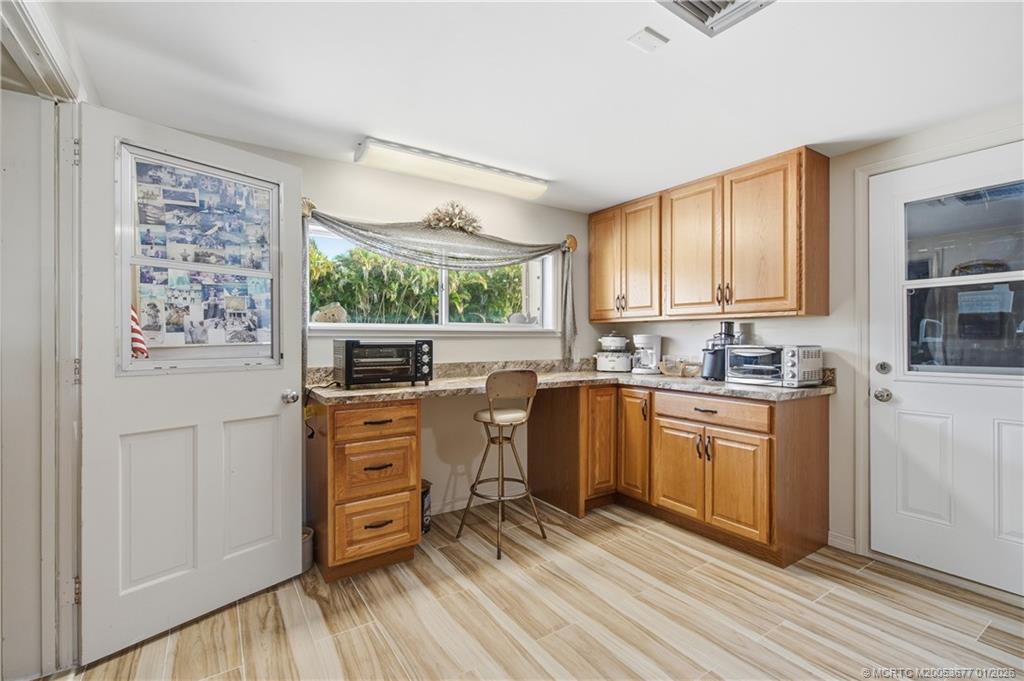 Stuart, Florida, 34997, United States, 3 Bedrooms Bedrooms, ,2 BathroomsBathrooms,Residential,Active,2007928