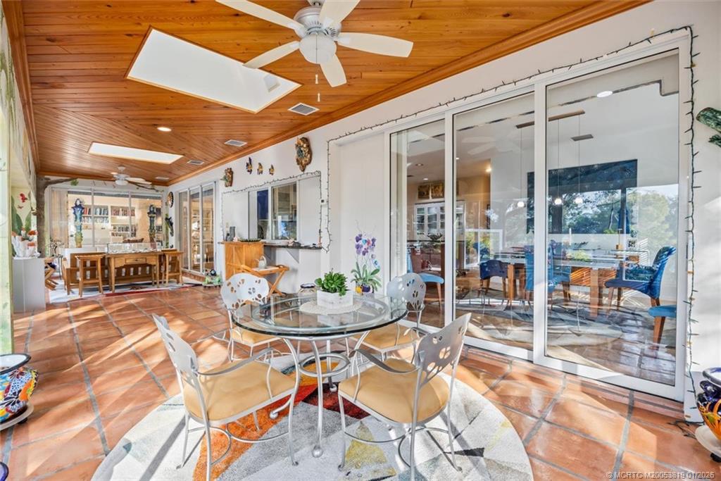 Palm City, Florida, 34990, United States, 3 Bedrooms Bedrooms, ,4 BathroomsBathrooms,Residential,Active,2010174