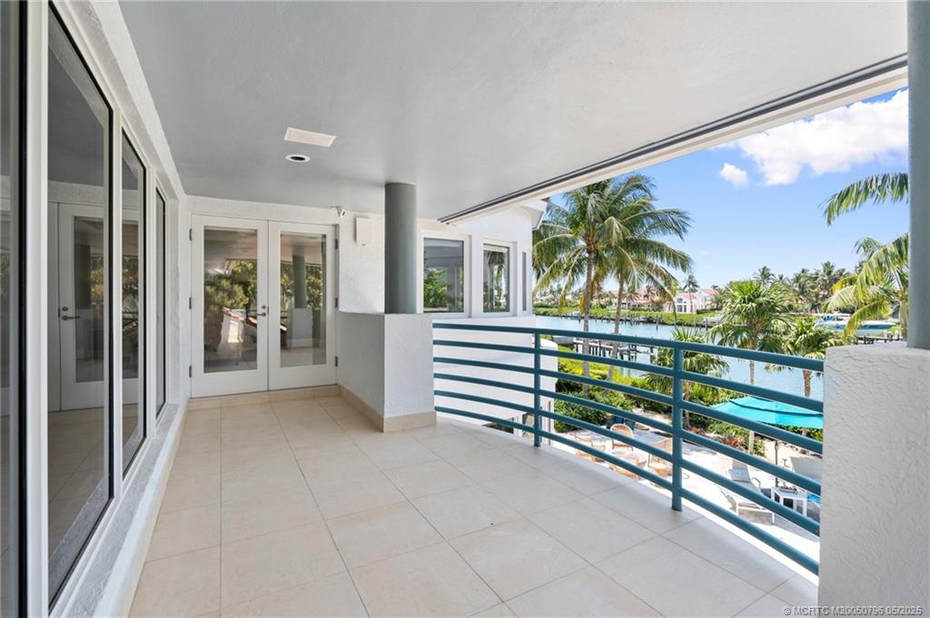 Stuart, Florida, 34996, United States, 4 Bedrooms Bedrooms, ,6 BathroomsBathrooms,Residential,Active,1829889