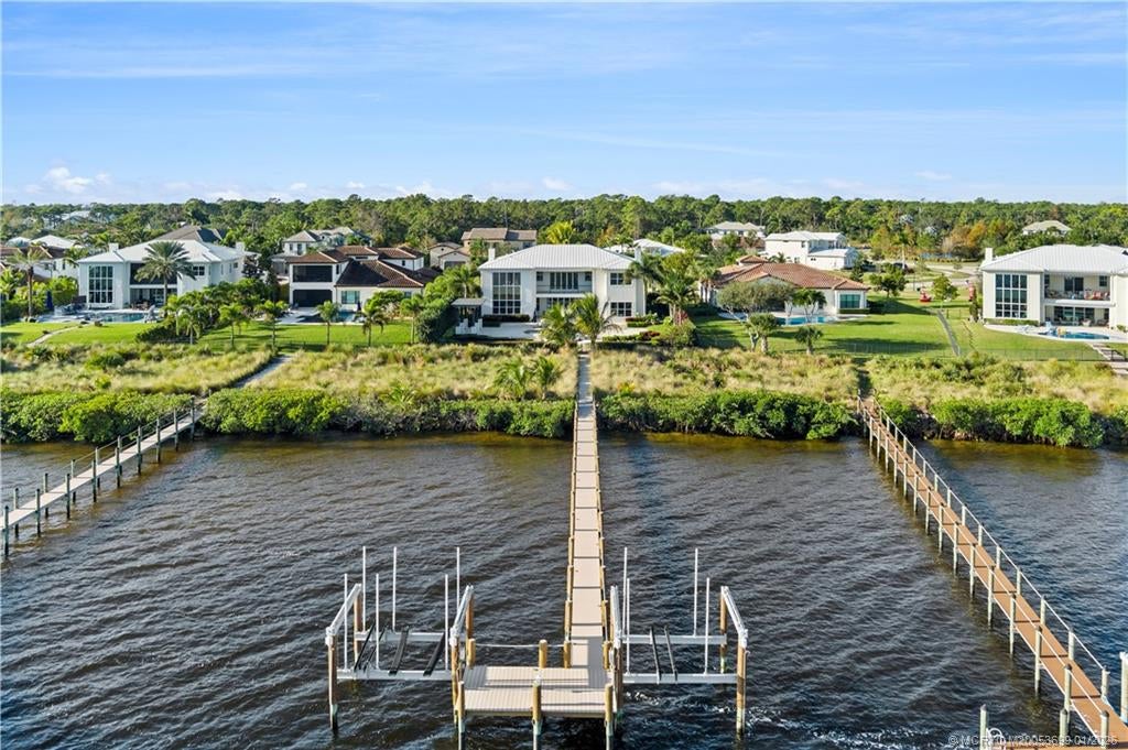 Palm City, Florida, 34990, United States, 5 Bedrooms Bedrooms, ,8 BathroomsBathrooms,Residential,Active,2007659