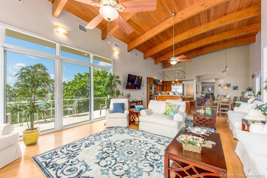 Hutchinson Island, Florida, 34957, United States, 6 Bedrooms Bedrooms, ,7 BathroomsBathrooms,Residential,Active,1706651