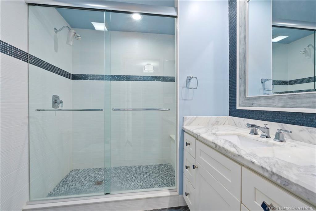 Fort Pierce, Florida, 34949, United States, 5 Bedrooms Bedrooms, ,5 BathroomsBathrooms,Residential,Active,1970957