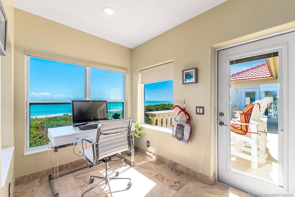 Stuart, Florida, 34996, United States, 9 Bedrooms Bedrooms, ,6 BathroomsBathrooms,Residential,Active,1707128