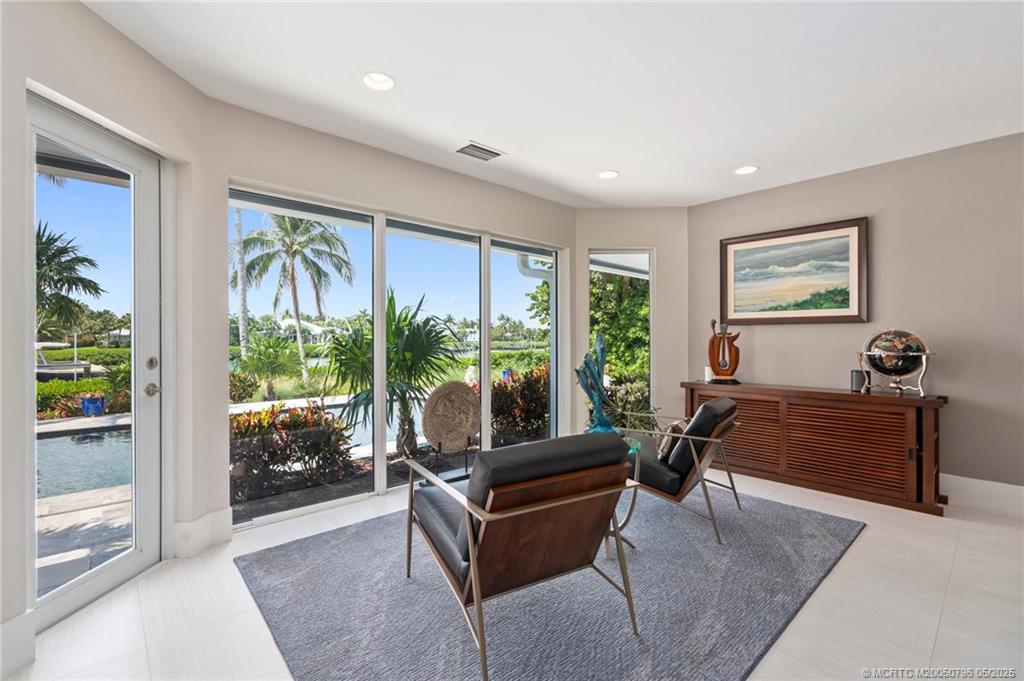 Stuart, Florida, 34996, United States, 4 Bedrooms Bedrooms, ,6 BathroomsBathrooms,Residential,Active,1829889