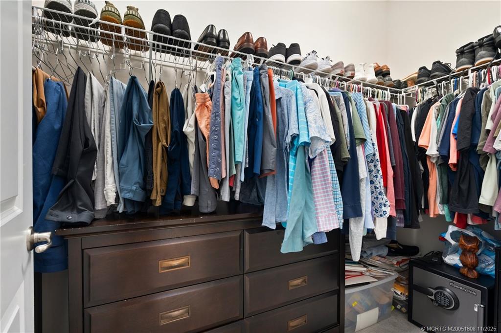 Stuart, Florida, 34997, United States, 4 Bedrooms Bedrooms, ,4 BathroomsBathrooms,Residential,Active,1904746