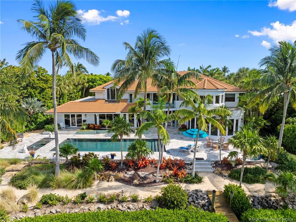 Stuart, Florida, 34996, United States, 4 Bedrooms Bedrooms, ,6 BathroomsBathrooms,Residential,Active,1829889