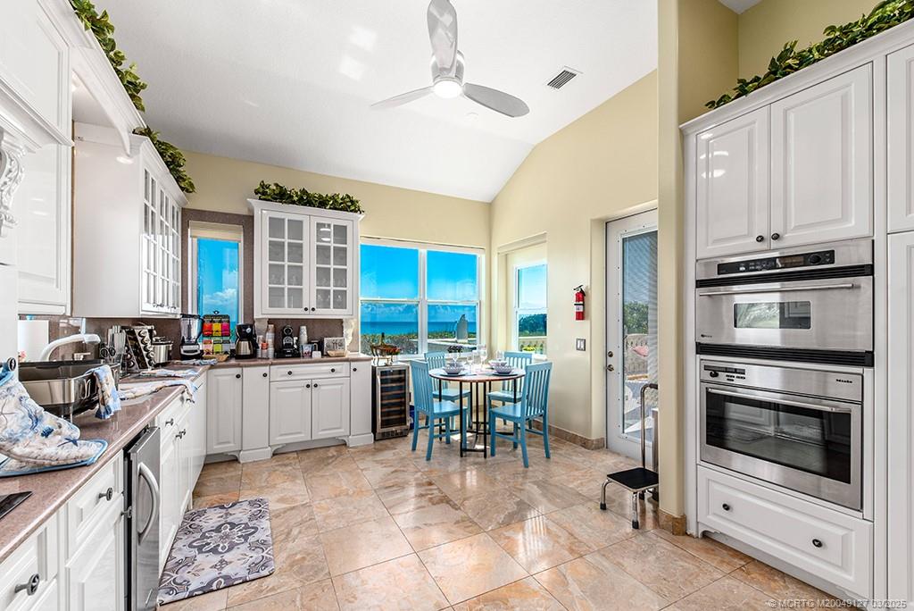 Stuart, Florida, 34996, United States, 9 Bedrooms Bedrooms, ,6 BathroomsBathrooms,Residential,Active,1707128