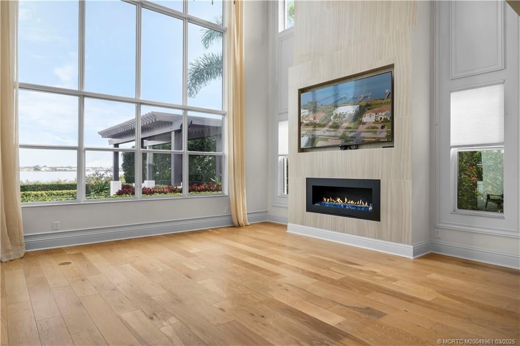 Palm City, Florida, 34990, United States, 5 Bedrooms Bedrooms, ,8 BathroomsBathrooms,Residential,Active,1747378