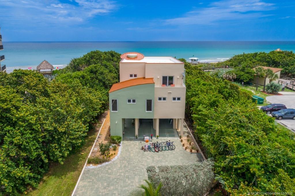 Hutchinson Island, Florida, 34957, United States, 6 Bedrooms Bedrooms, ,7 BathroomsBathrooms,Residential,Active,1706651