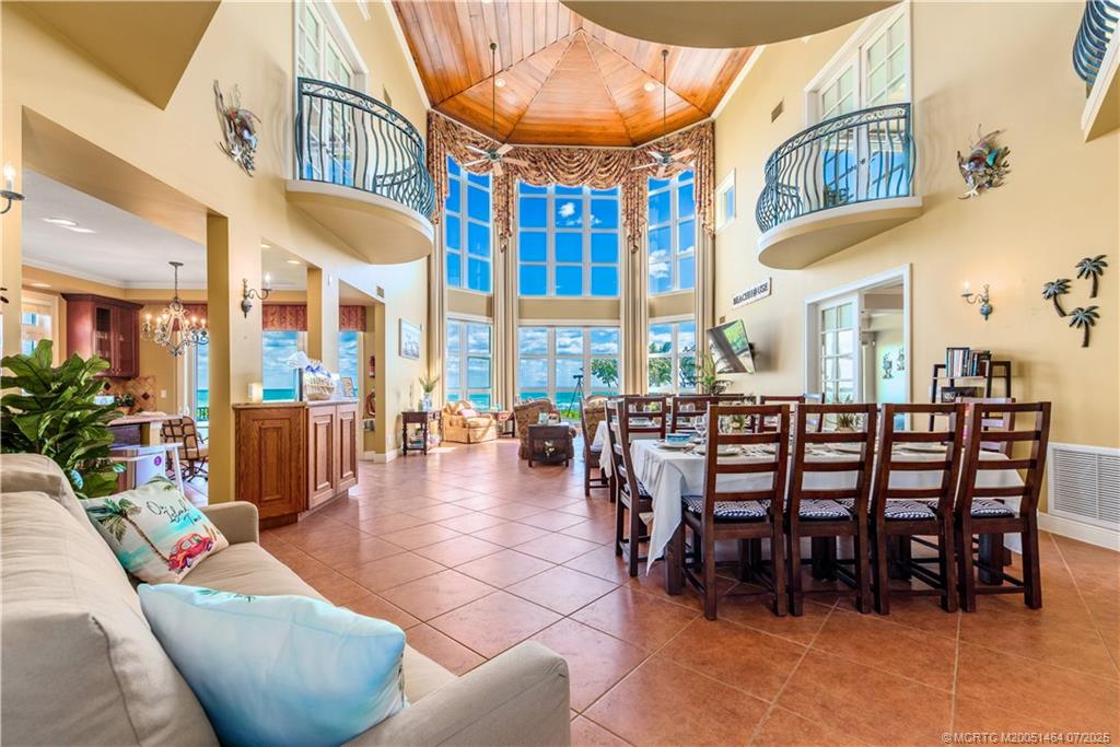Jensen Beach, Florida, 34957, United States, ,5 BathroomsBathrooms,Residential,Active,1894216