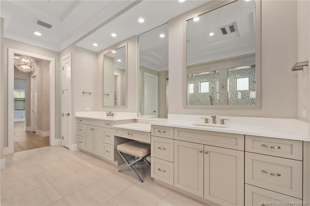 Palm City, Florida, 34990, United States, 4 Bedrooms Bedrooms, ,4 BathroomsBathrooms,Residential,Active,1945063