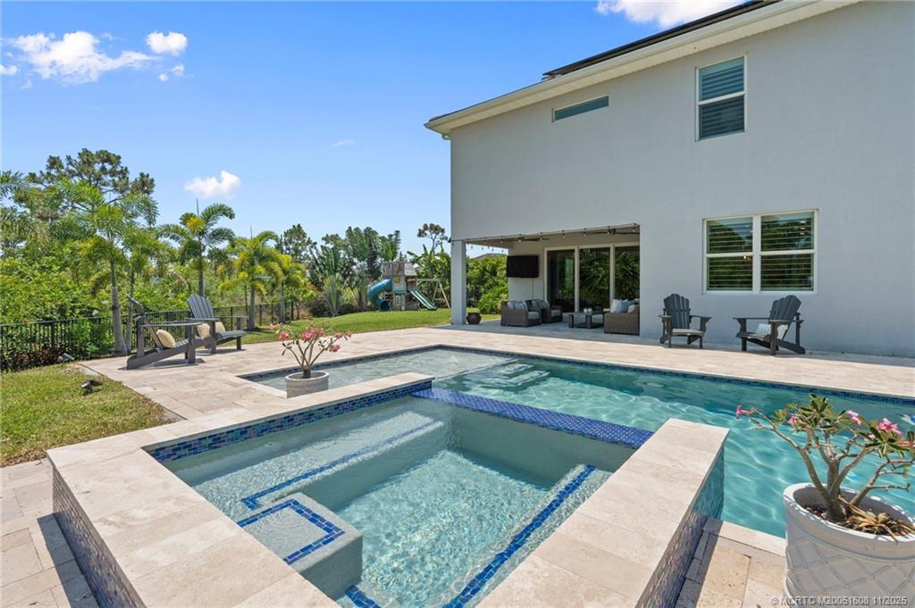 Stuart, Florida, 34997, United States, 4 Bedrooms Bedrooms, ,4 BathroomsBathrooms,Residential,Active,1904746