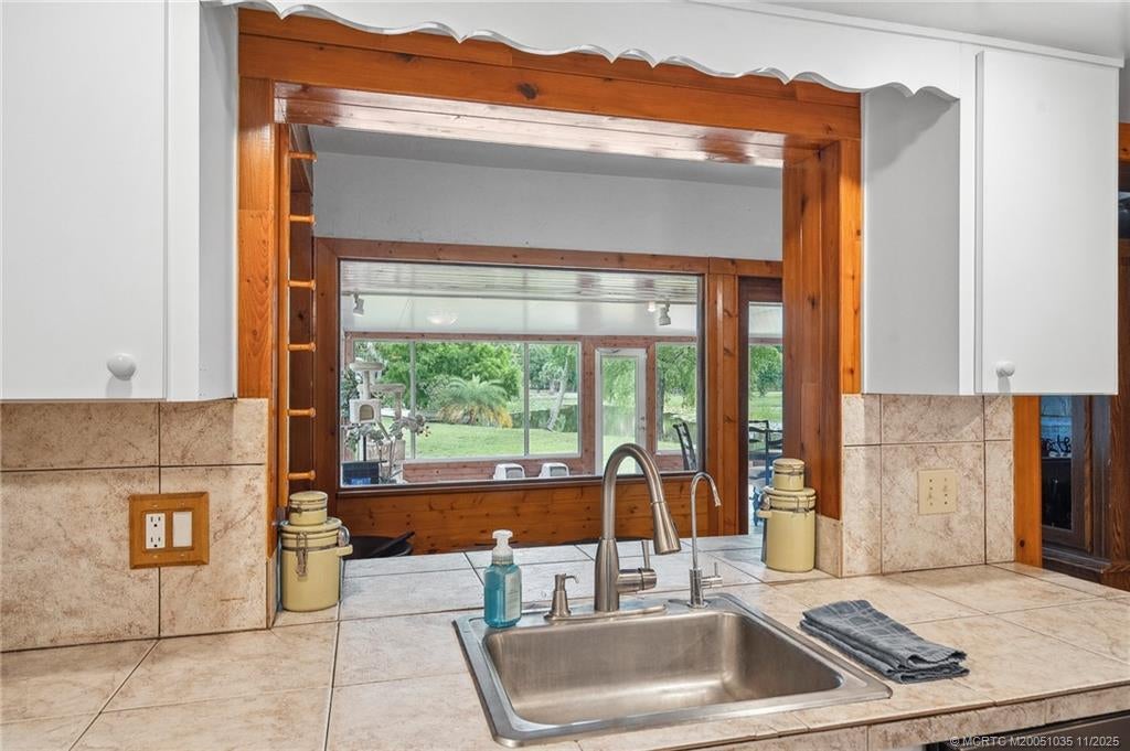 Palm City, Florida, 34990, United States, 5 Bedrooms Bedrooms, ,3 BathroomsBathrooms,Residential,Active,1862879