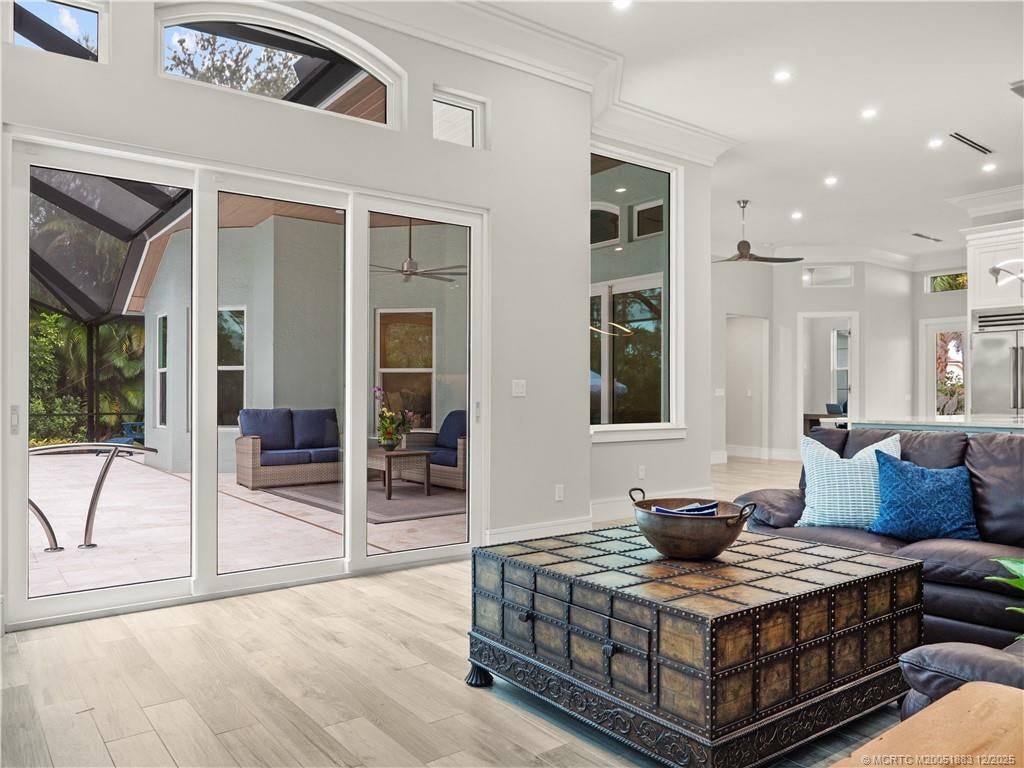 Hobe Sound, Florida, 33455, United States, 4 Bedrooms Bedrooms, ,4 BathroomsBathrooms,Residential,Active,1933731