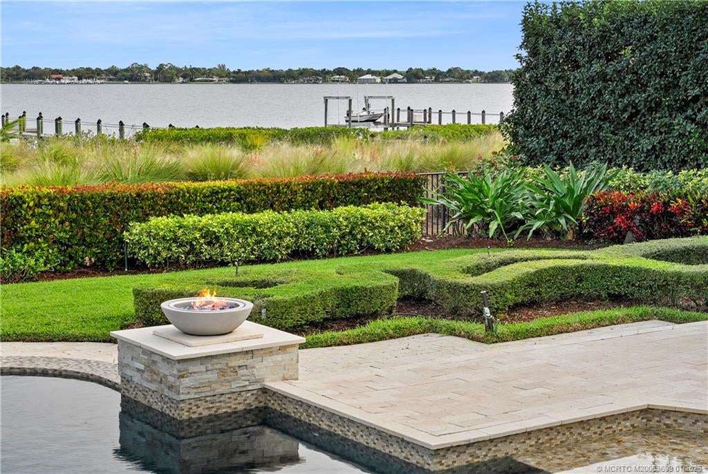 Palm City, Florida, 34990, United States, 5 Bedrooms Bedrooms, ,8 BathroomsBathrooms,Residential,Active,2007659