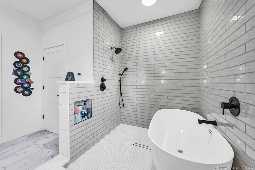 Stuart, Florida, 34994, United States, 4 Bedrooms Bedrooms, ,3 BathroomsBathrooms,Residential,Active,1782771