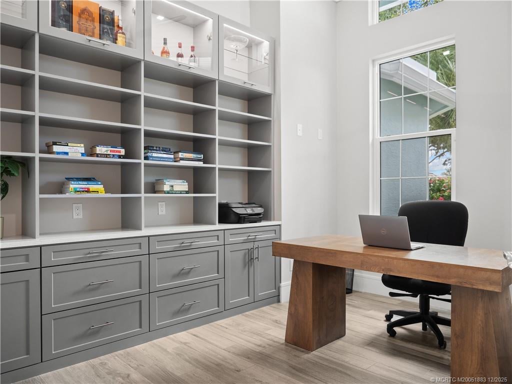 Hobe Sound, Florida, 33455, United States, 4 Bedrooms Bedrooms, ,4 BathroomsBathrooms,Residential,Active,1933731