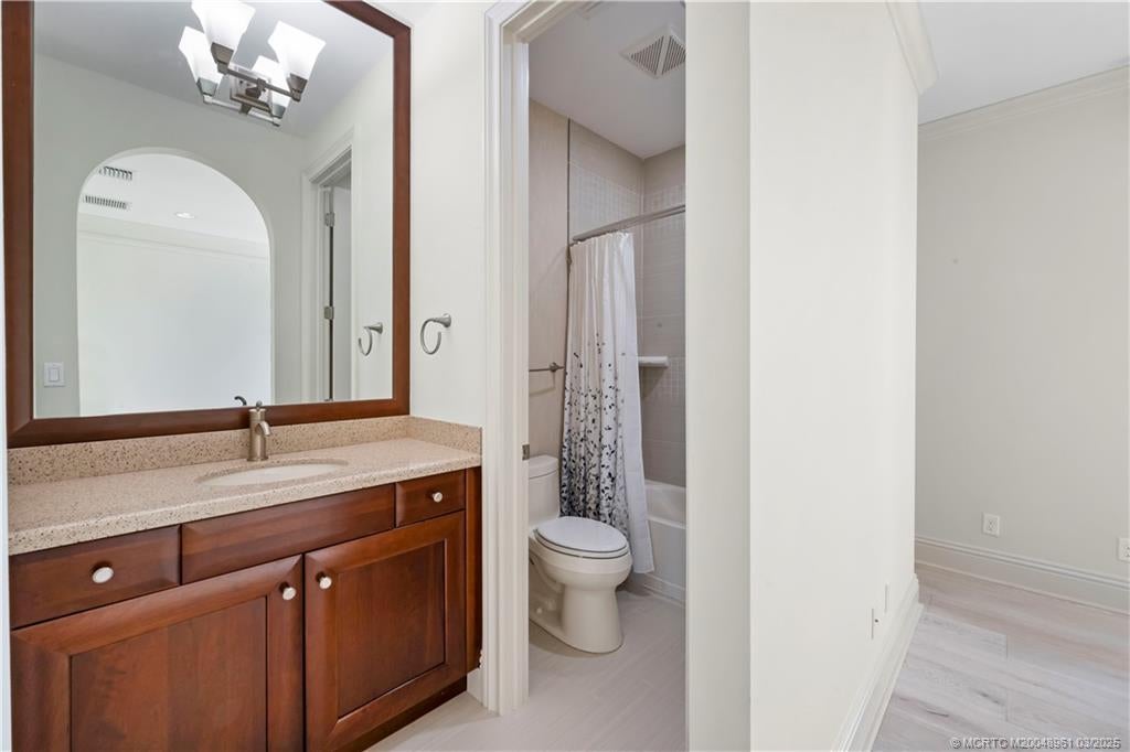 Palm City, Florida, 34990, United States, 5 Bedrooms Bedrooms, ,8 BathroomsBathrooms,Residential,Active,1747378