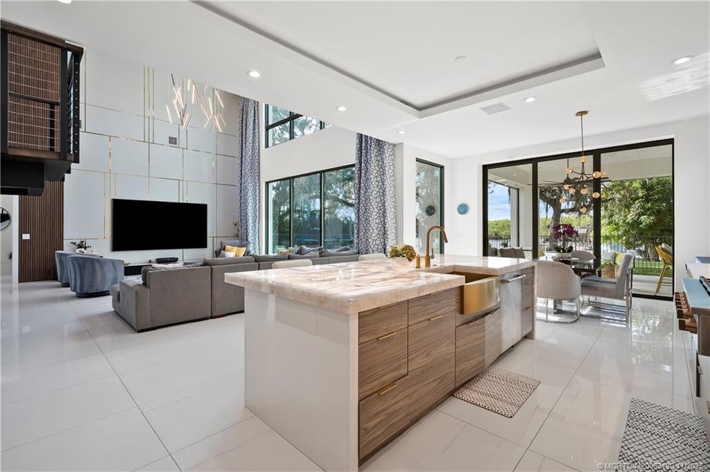 Port Saint Lucie, Florida, 34952, United States, 4 Bedrooms Bedrooms, ,4 BathroomsBathrooms,Residential,Active,1993614