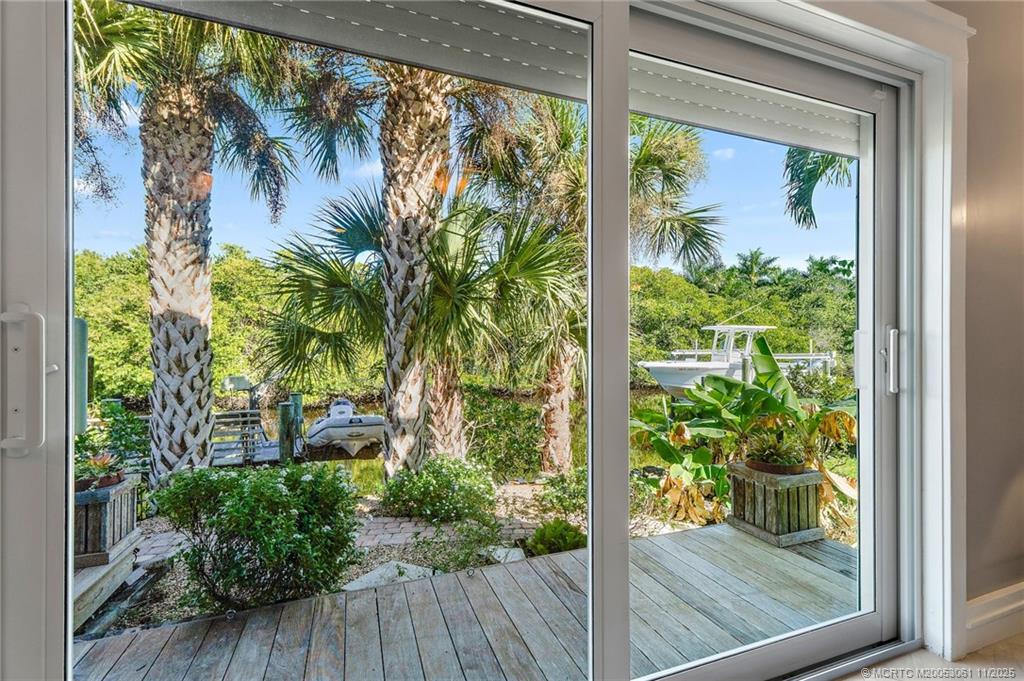 Stuart, Florida, 34997, United States, 3 Bedrooms Bedrooms, ,4 BathroomsBathrooms,Residential,Active,1993675