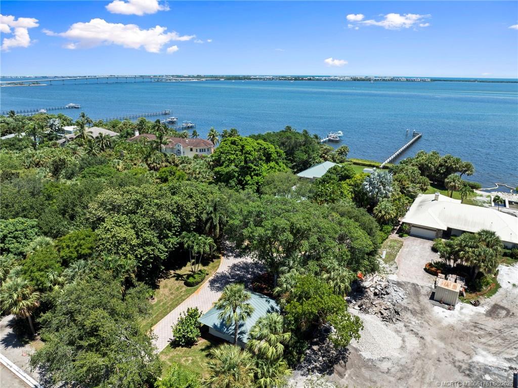 Stuart, Florida, 34996, United States, 5 Bedrooms Bedrooms, ,4 BathroomsBathrooms,Residential,Active,1914638